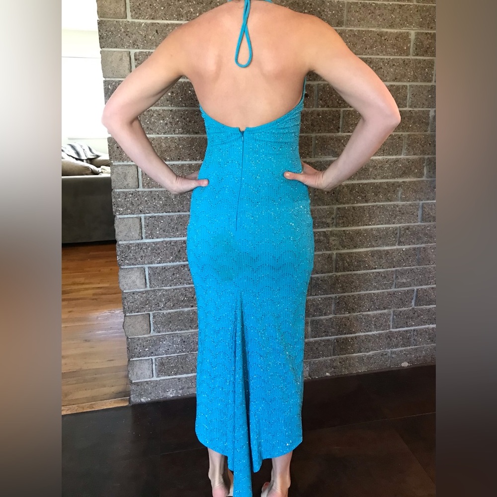 Formal Dress - Picture 3 of 4